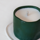 VELA CURVA EMERALD CON PLATO CRUDO