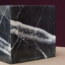 VELA CHICA EN CAJA - MÁRMOL SANTO TOMÁS NEGRO