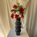 FLORERO TRES CURVAS GRANDE - NEGRO CON VETAS BLANCAS